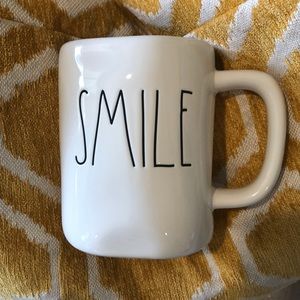 Rae Dunn “Smile” mug